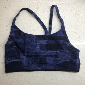 Lululemon train times bra size 6